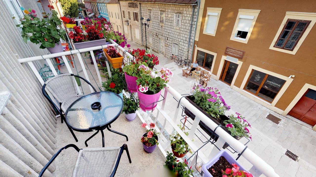Adagio Apartment Cetinje Eksteriør billede