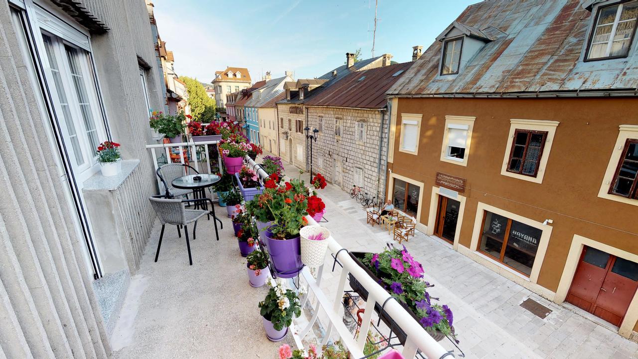 Adagio Apartment Cetinje Eksteriør billede